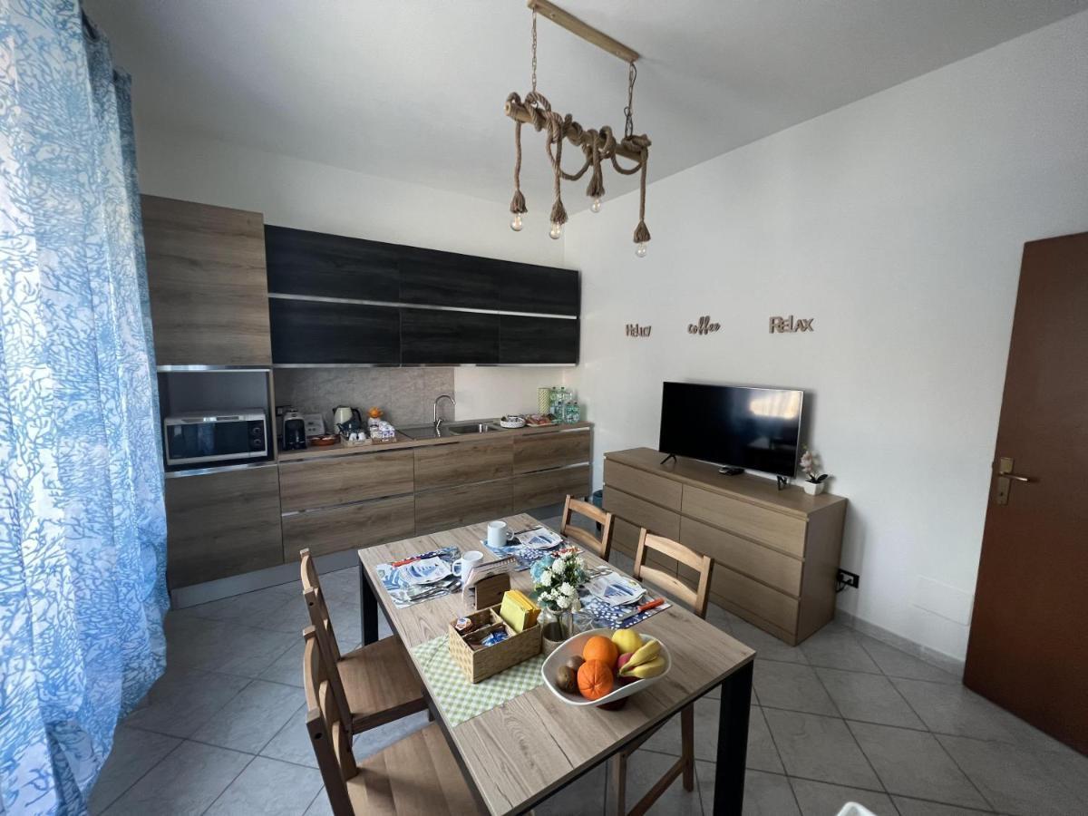 Bed And Breakfast Mare Blu Civitavecchia Exterior foto